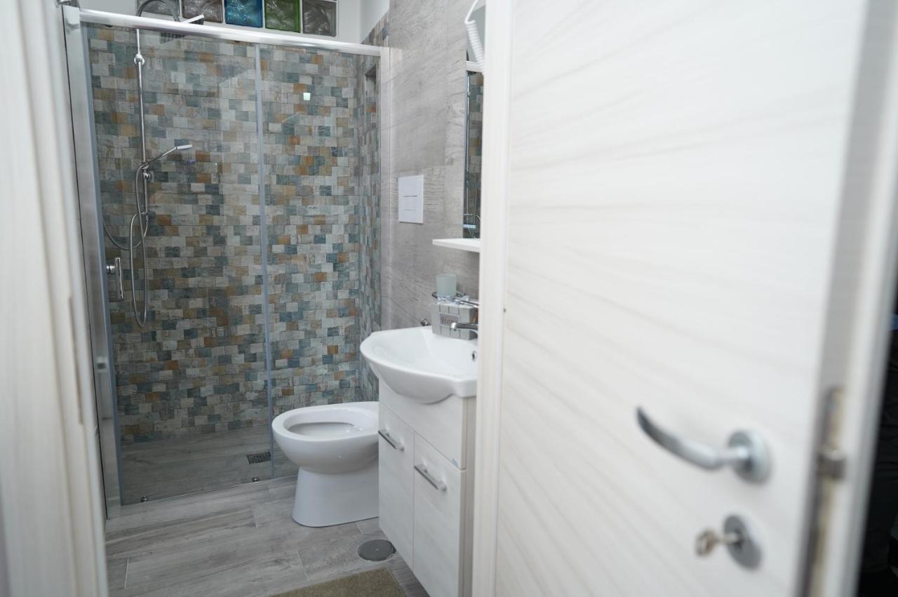 Cristal Home Наполи Екстериор снимка